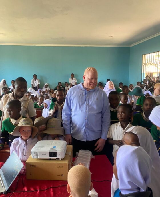 TAS Yaelimisha Jamii Kupitia Filamu JIKUBALI Shule ya Msingi Sanze